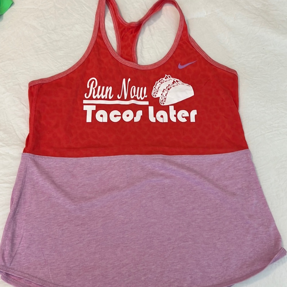 Nike women’s custom running tank lavender and coral size large